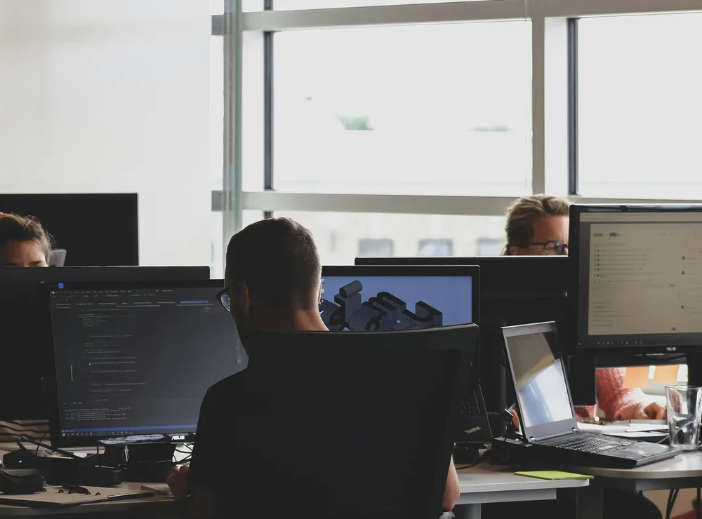 Linux Server Administration: illustrative business and technology environment