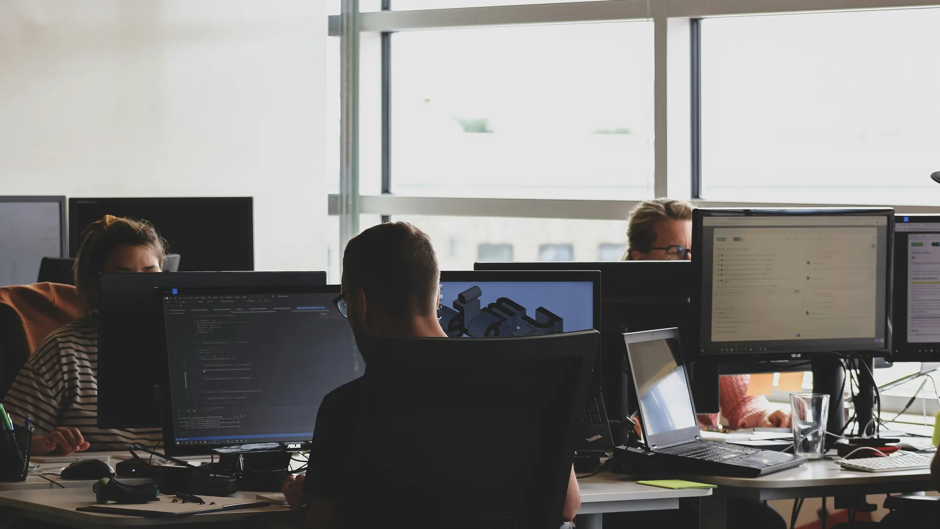 Cloud Setup & Management service imagery