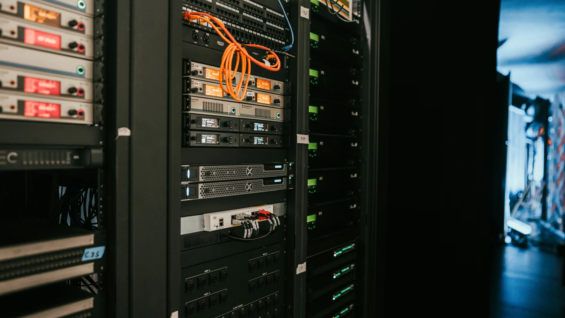Email Server Solutions service imagery